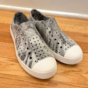 Native brand Jefferson Slip-on Sneakers, Gray Swirl ( M7/W9)